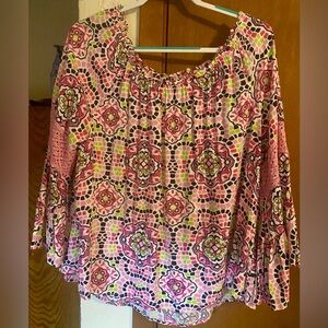 Crown & Ivy LIKE NEW 25”PTP Sz: L multicolor off-the-shoulder crochet sleeve